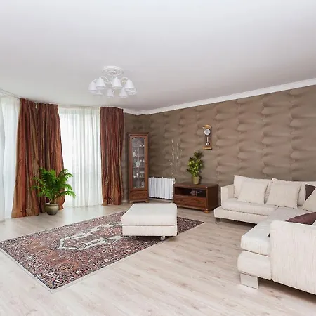 Akademicheskay 17 Minsk