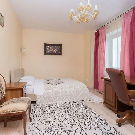 Apartment Akademicheskay 17